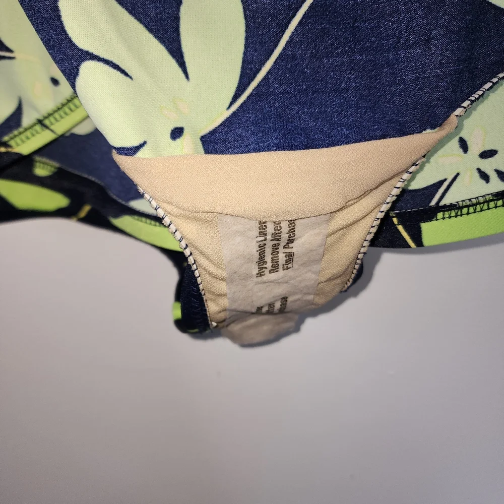 Floral plus size navy‎ lime 1 piece swimsuit 16